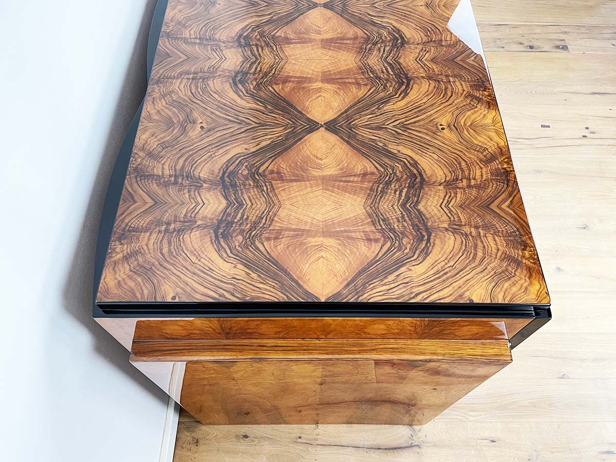 Art Deco Desk from Paris 'Villa Victor Hugo' Around 1925 with Stunning Walnut