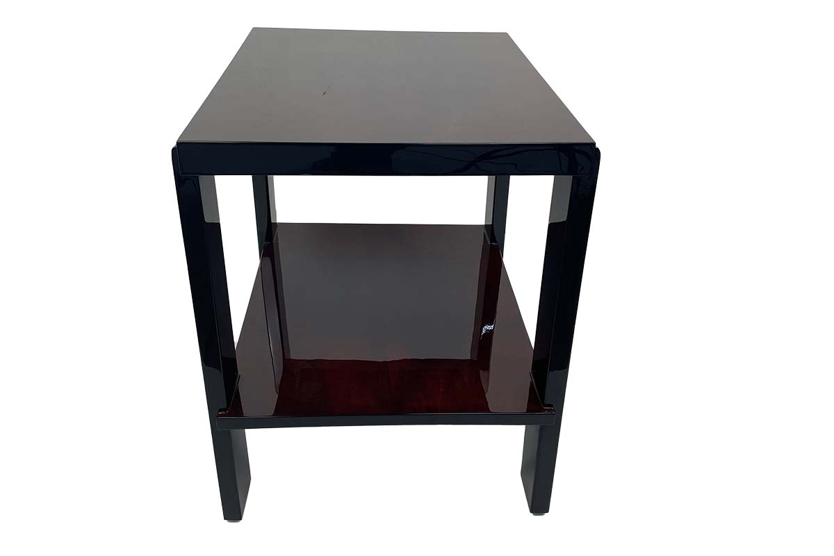 Art Deco side table rectangular from Paris around 1930 with beautiful veneer and black high-gloss lacquer